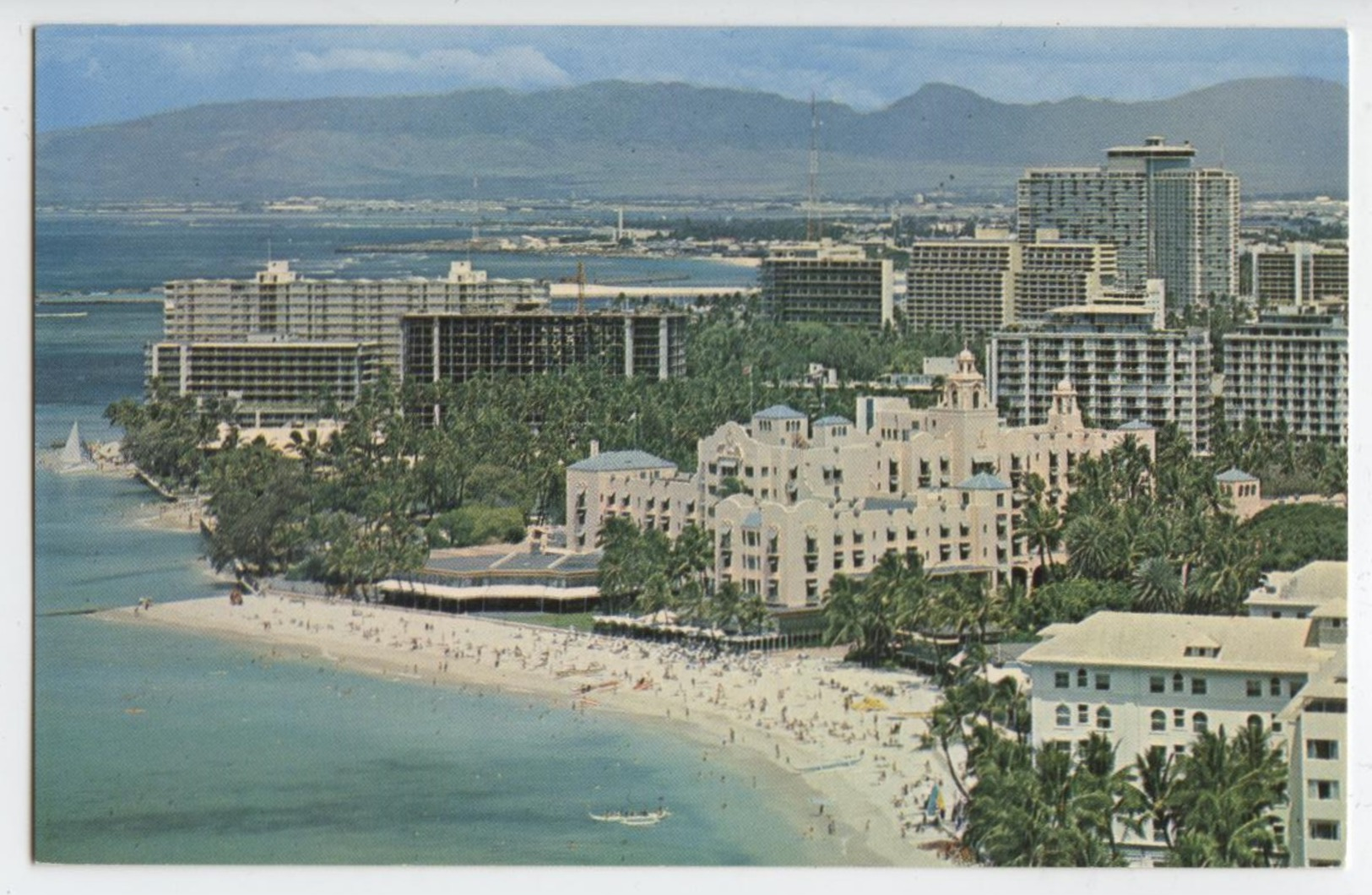 Waikiki Beach Honolulu Hawaii - Honolulu