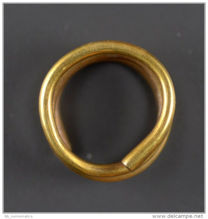 Luristan Gold Coil Hair Ring - Archéologie