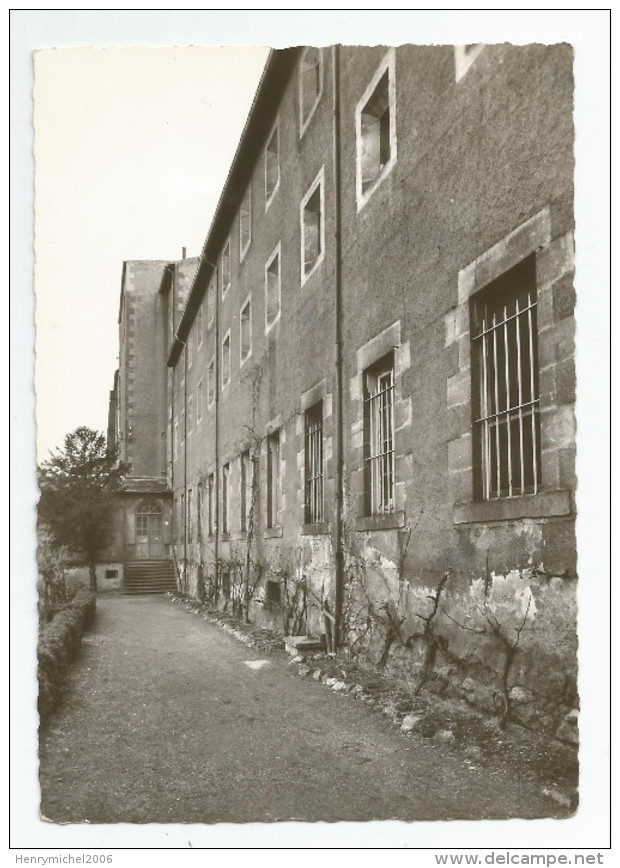 63 - Puy De Dome Clermont Ferrand Couvent Des Capucins Une Allée Du Couvent Ed Photo Léon Gendre - Clermont Ferrand