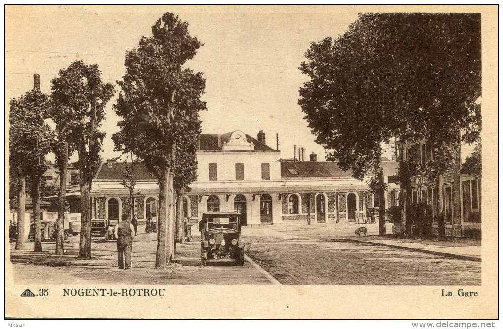 NOGENT LE ROTROU(EURE ET LOIR) GARE(AUTOMOBILE) - Nogent Le Rotrou