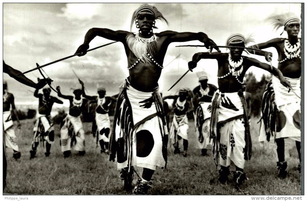 CONGO BELGE - RUANDA URUNDI. DANSEURS WATUSIS - Congo Belge