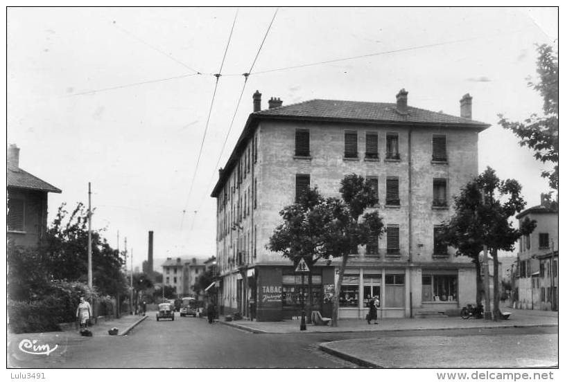 CPSM - LYON (69) - Aspect Du Tabac Au Coin De La Rue Dangon Et De La Place Picard En 1963 - Autres & Non Classés