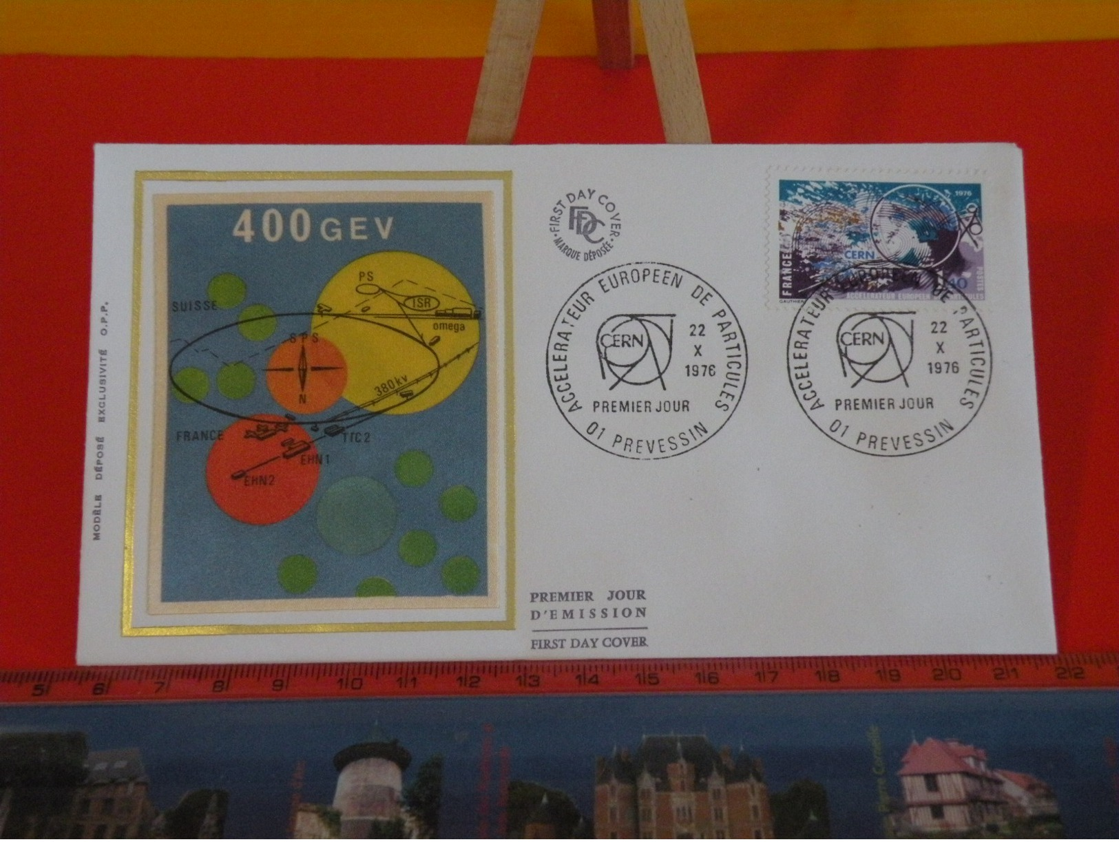 FDC > 1970-1979 > Recherche Nucléaire - 01 Prevessin - 22.10.1976 - 1er Jour. Coté 2,50 &euro; - 1970-1979