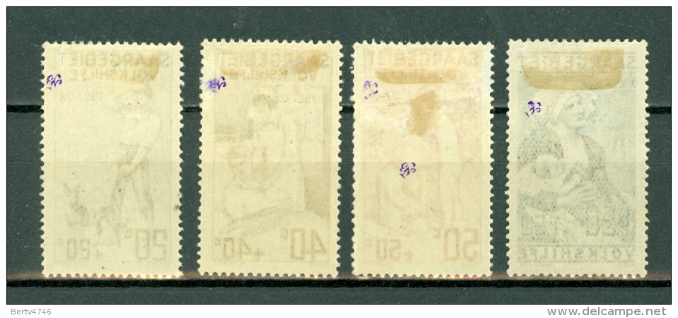 Sarre 1927  Yv & T 121/124*,  Série Complète  MH  Côte Yv € 80,00 (2 Scans) - Ungebraucht