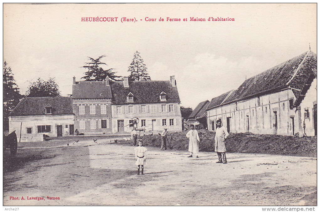 CPA - 27 - HEUBECOURT - Cour De Ferme Et Maison D'habitation - Hébécourt