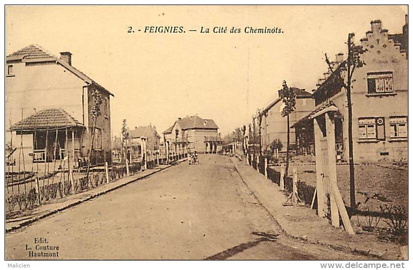 -ref-N463- Nord - Feignies - La Cite Des Cheminots - Cites - Batiments Et Architecture - Cheminot - Chemins De Fer - - Feignies