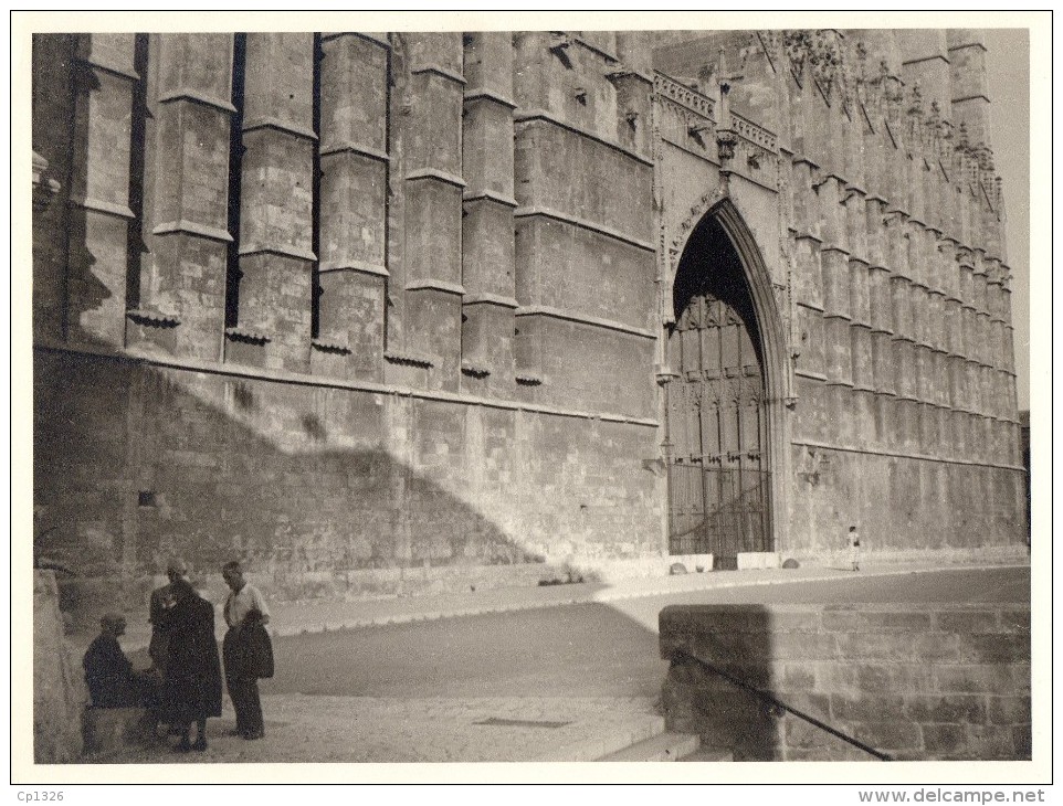 611cci   Espagne Palma De Mallorca Trés Grande Photo (23cm X 17cm) La Cathedrale En Sept. 1955 - Autres & Non Classés