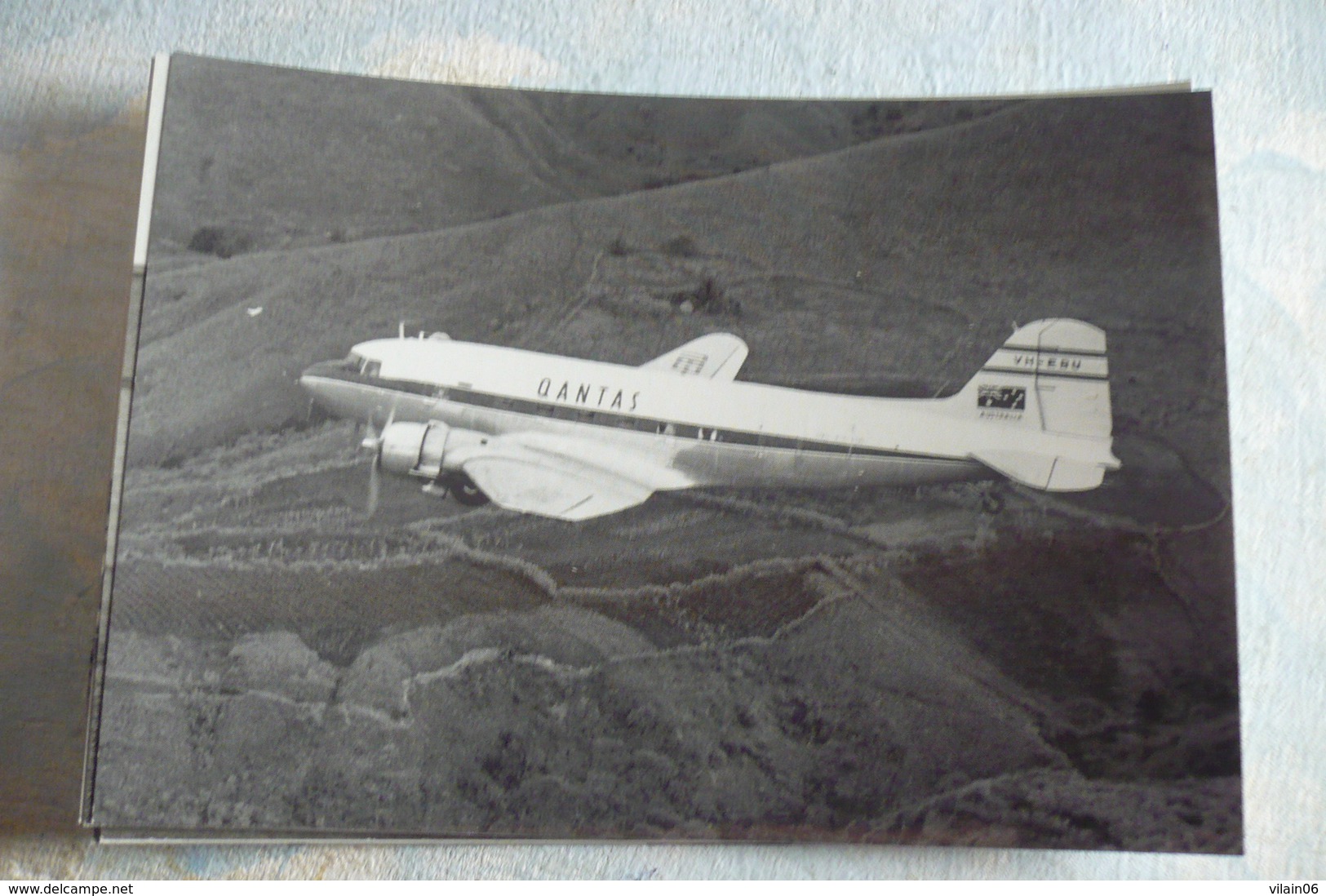 DOUGLAS  DC 3    QANTAS   VH EBU - 1946-....: Ere Moderne