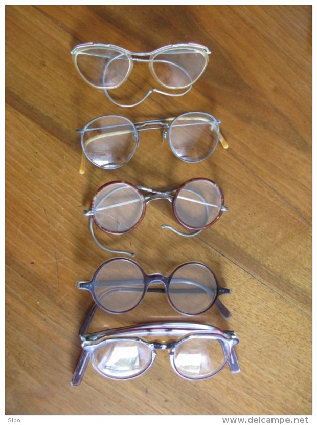 Assortiment de 7 paires de lunettes  de vue anciennes  1940 à 1960 env  Voir détail et clichés