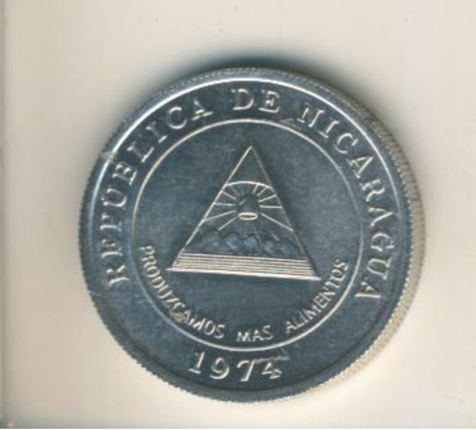 Nicaragua V. 1975  5 Centavos  (49137) - Nicaragua