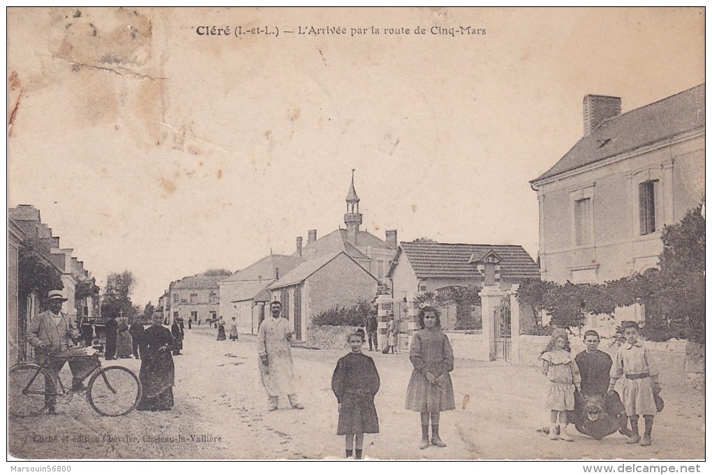 CPA - Dept 37- CLERE - L'ARRIVEE  PAR LA ROUTE DE CINQ-MARS - Cléré-les-Pins