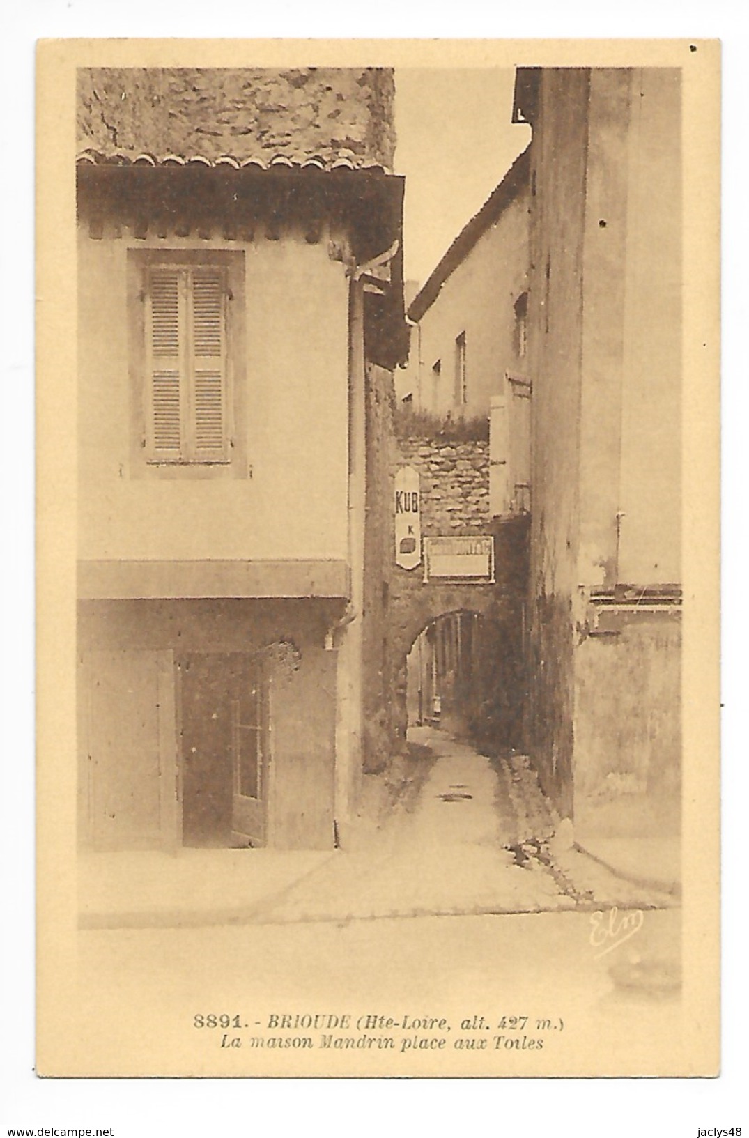 BRIOUDE  (cpa 43)   La Maison Mandrin, Place Aux Toiles -    - L 1 - Brioude