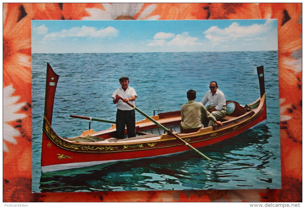 Malta.  Old Postcard   - Rowing - Rowing