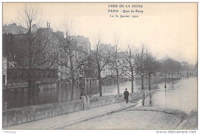 PARIS - INONDATIONS 1910 - Crue De La Seine : Quai De Passy - CPA - - Inondations De 1910