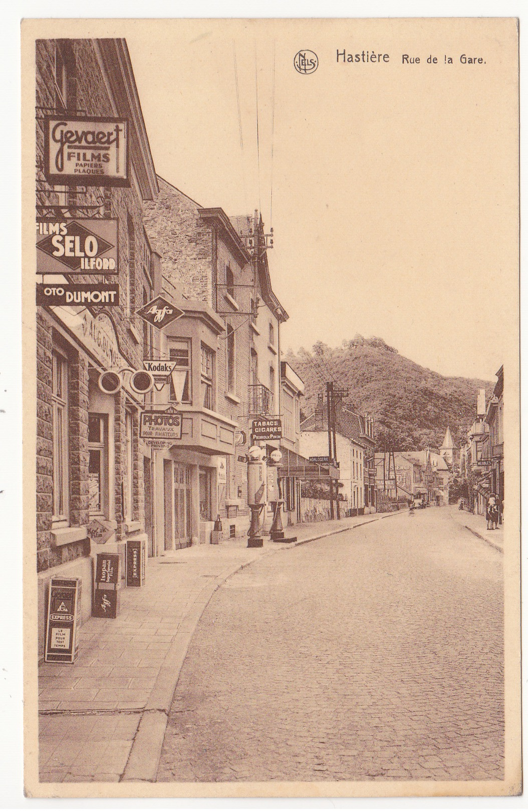 Hastière: Rue De La Gare.(pompe à Essence,Shell) - Stavelot