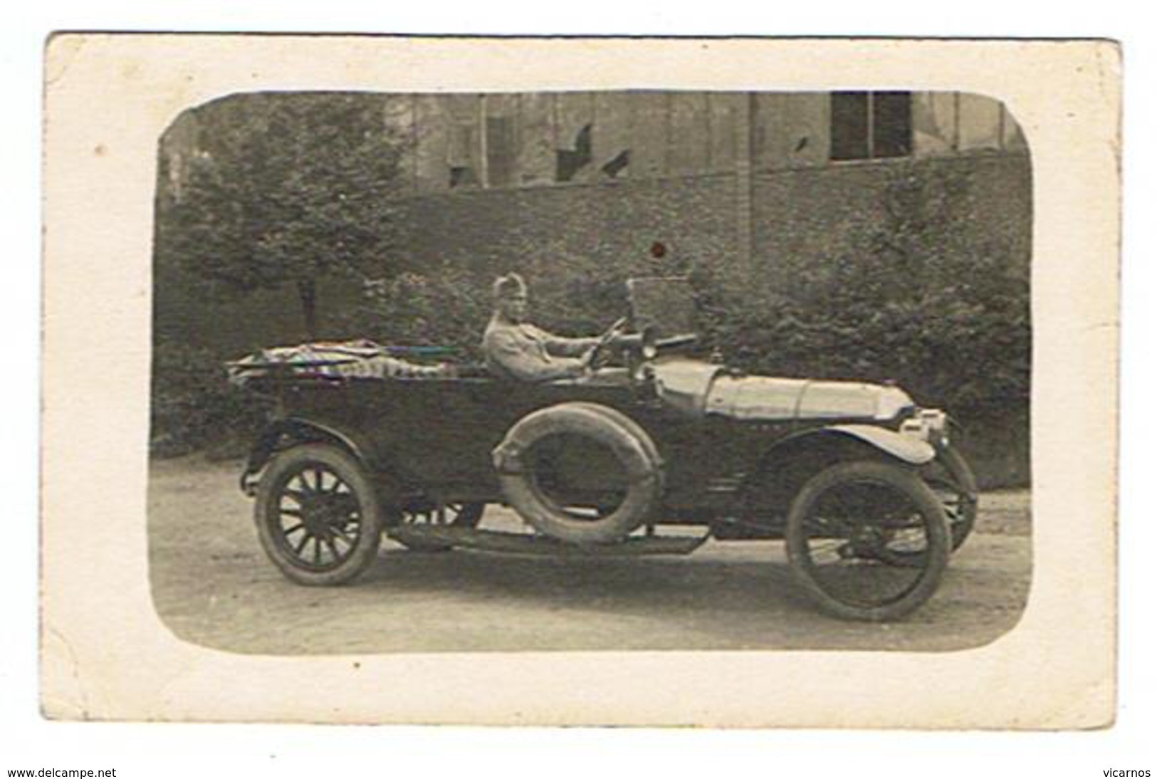 CARTE PHOTO  MILITARIA Militaire Dans Automobile   Limoges 1920 140e Compagnie Auto - Ausrüstung