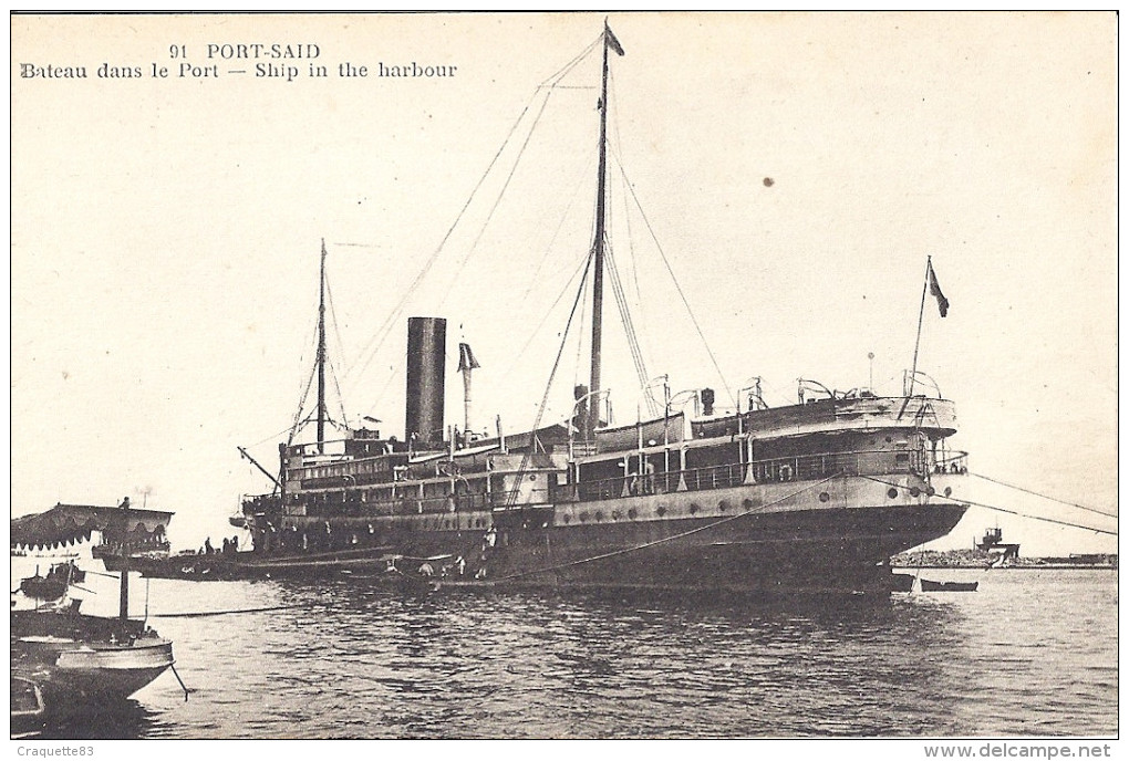 91- PORT SAID -BATEAU  DANS LE PORT  CARTE ANIMEE - Paquebote