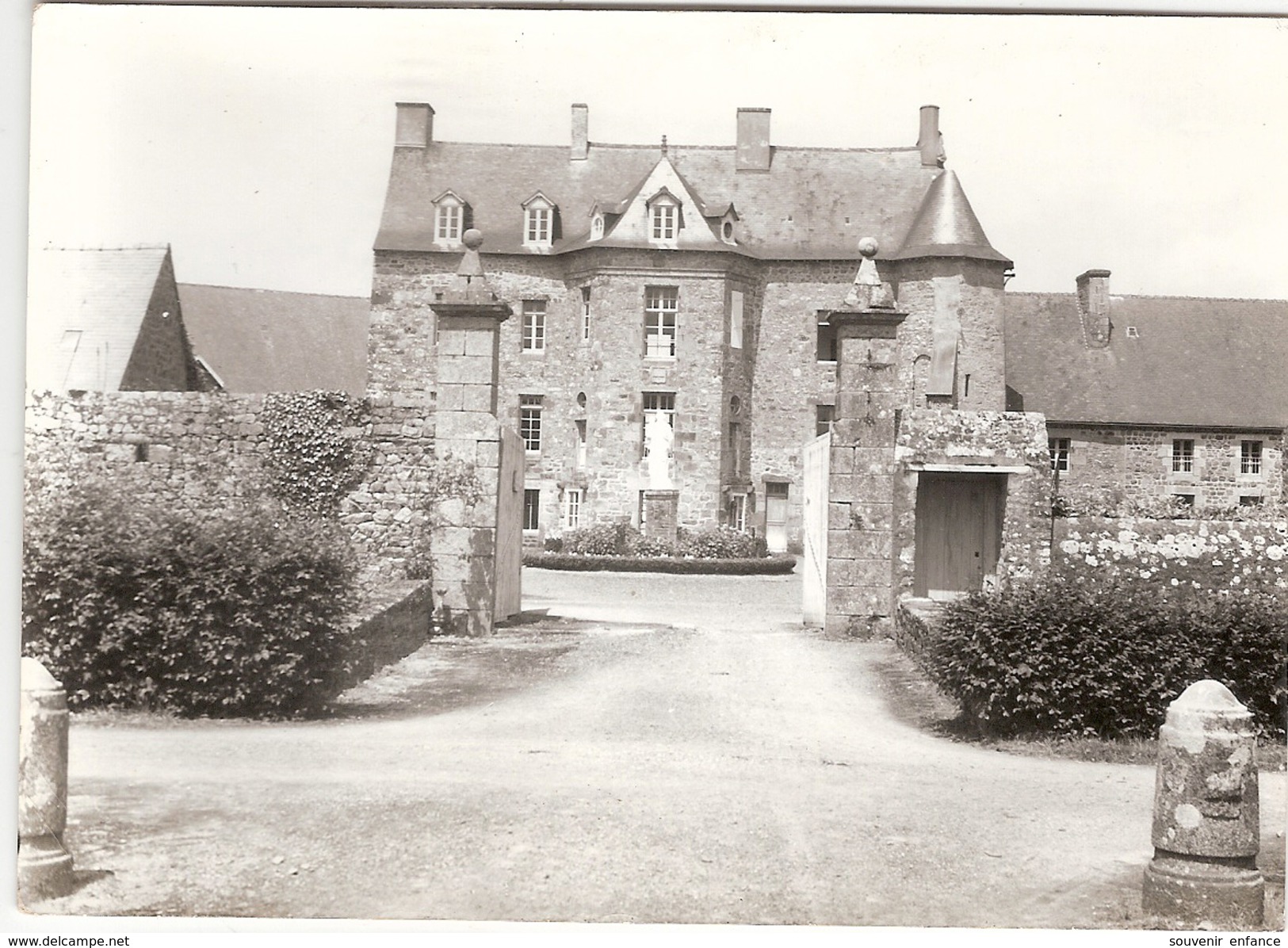 CP Les Châtelets Sous Bois  Franciscaines Missionnaires De Mairie  Ploufragan Le Manoir 64 Pyrénées Atlantiques - Autres & Non Classés