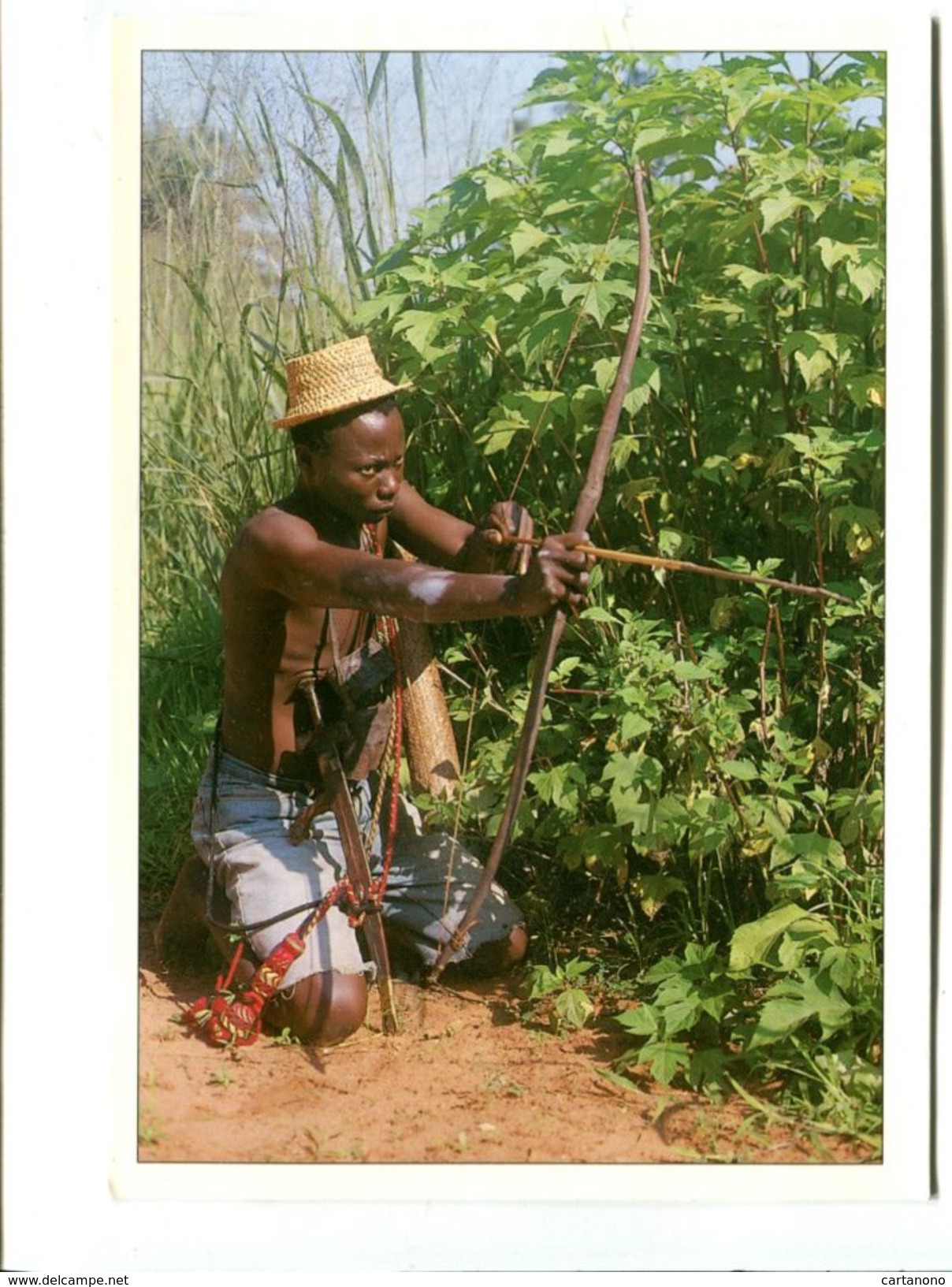 Cp - TIR A L'ARC - Rep. Centrafricaine Le Chasseur De La Mambere Kadei - Tir à L'Arc