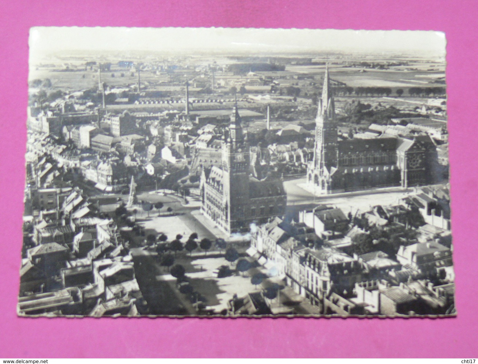 ARMENTIERES   1960   LA GRAND¨PLACE    FORMAT  10X15 CM - Armentieres