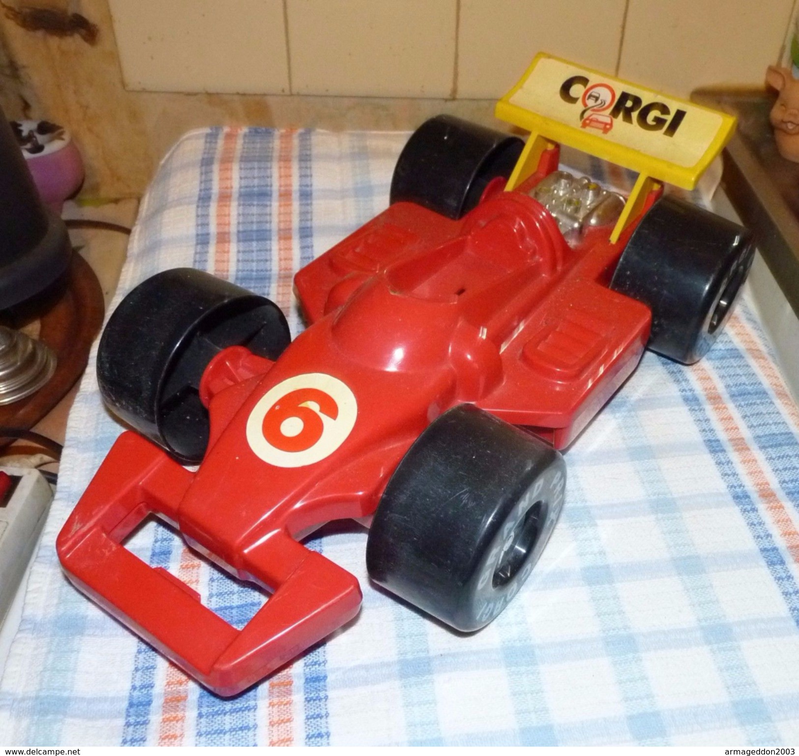 VOITURE CORGI - 1986 Formule 1 VALISE DE TRANSPORT Pour 9 + 1 Petites Voitures - Accessoires