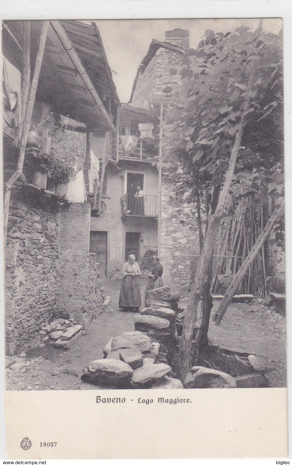 Baveno - Centro Paese - Bellissima Animazione        (PA-6-110507) - Verbania