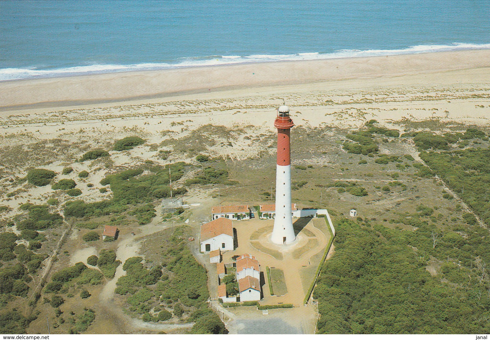 -  PHARE DE LA COURBE - Lighthouses