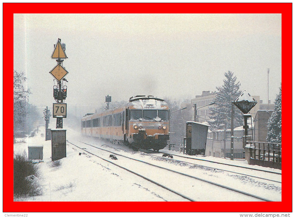 Thème Trains ( Scan Recto Et Verso ) Série Turbotrain -  à ROANNE   N°5     DEPT 42 - Stations With Trains