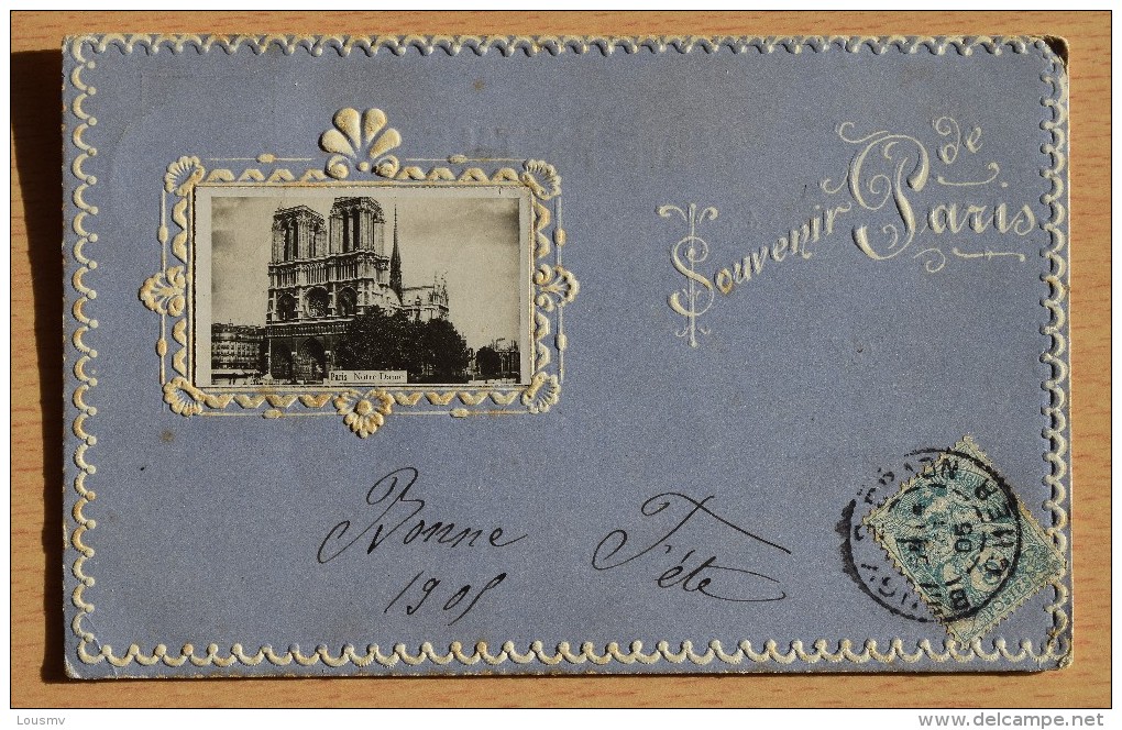 Souvenir De Paris - Notre-Dame - Carte Fantaisie Embossée - Dos Simple - (n° 7093) - Notre Dame De Paris