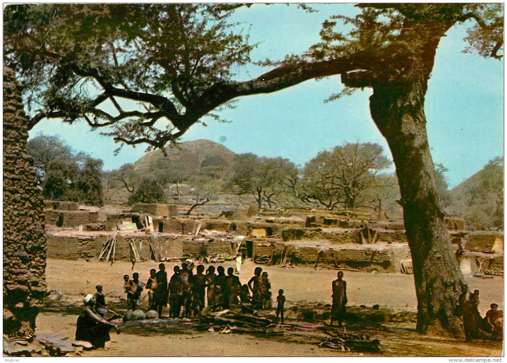 VILLAGE DE HAUTE VOLTA      TIMBRE - Burkina Faso