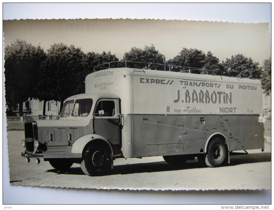 Transports Du Poitou Niort - Automobiles