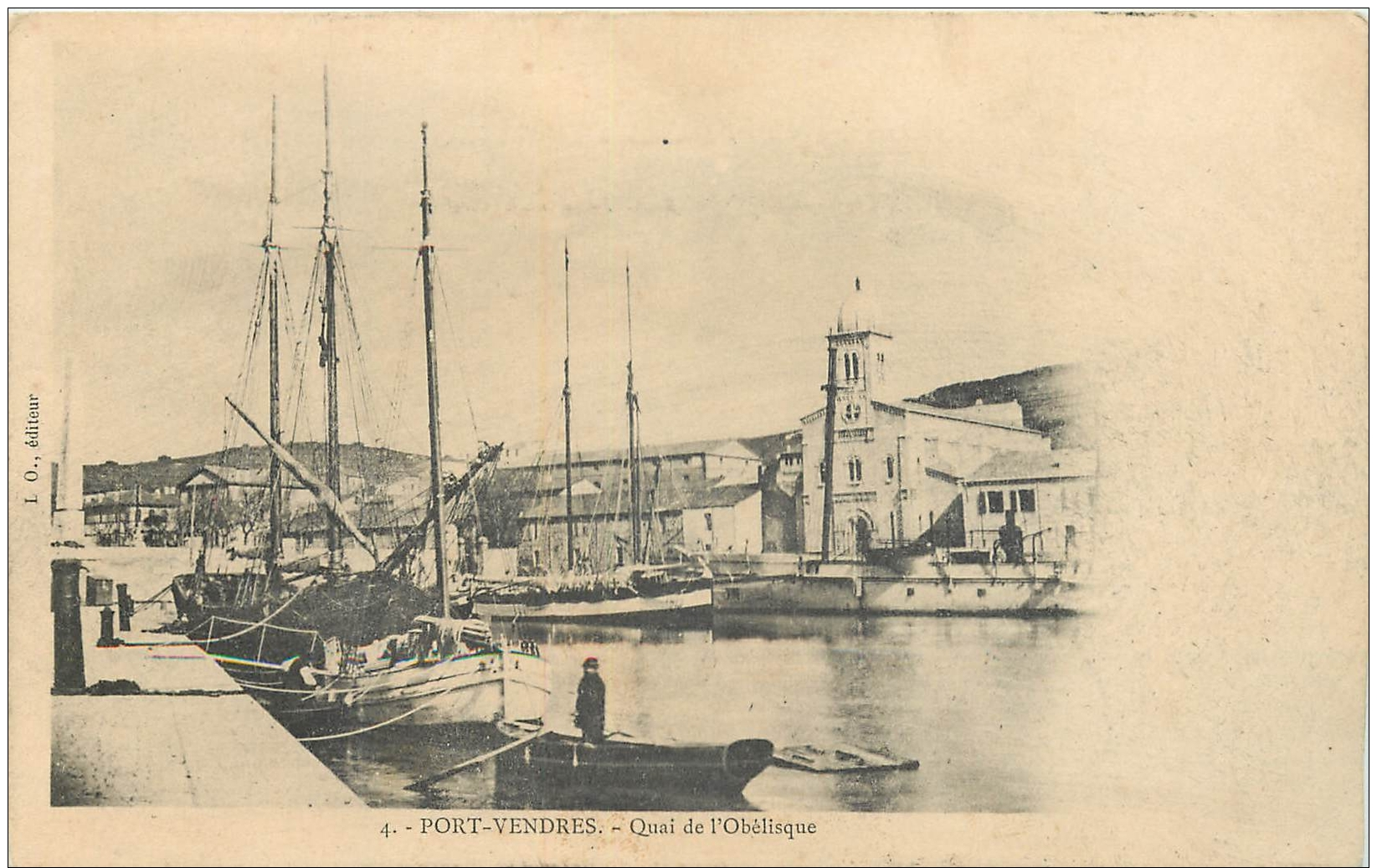 66-309  CPA  PORT VENDRES   Quai De L'obélisque   ANIMATION  Belle Carte - Port Vendres