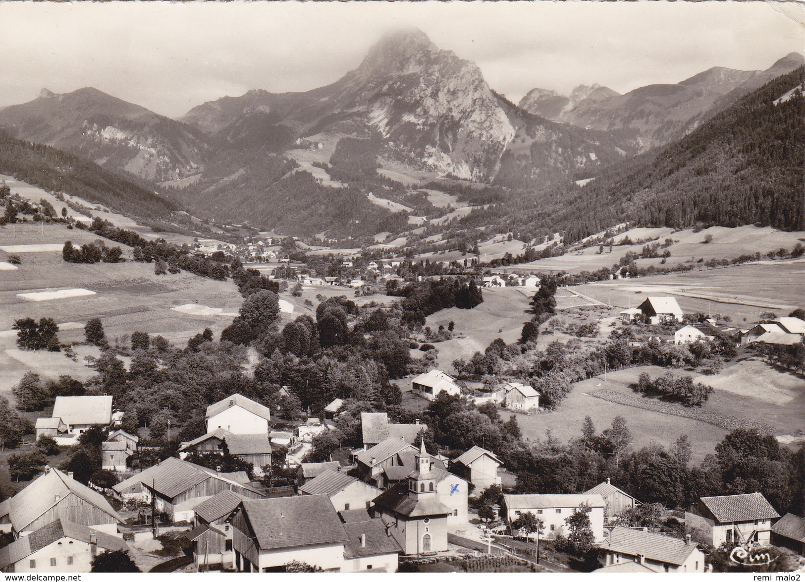 CPSM    St PAUL En CHABLAIS 74  Les Faverges Et La Dent D'Oche - Autres & Non Classés