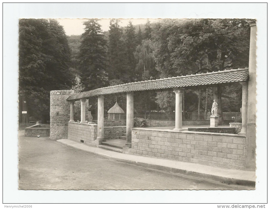 Rhone - 69 - Beaujeu Temple De Bacchus Vue Extérieur Dégustation Des Vins Beaujolais Villages Ed Photo Mourier - Beaujeu