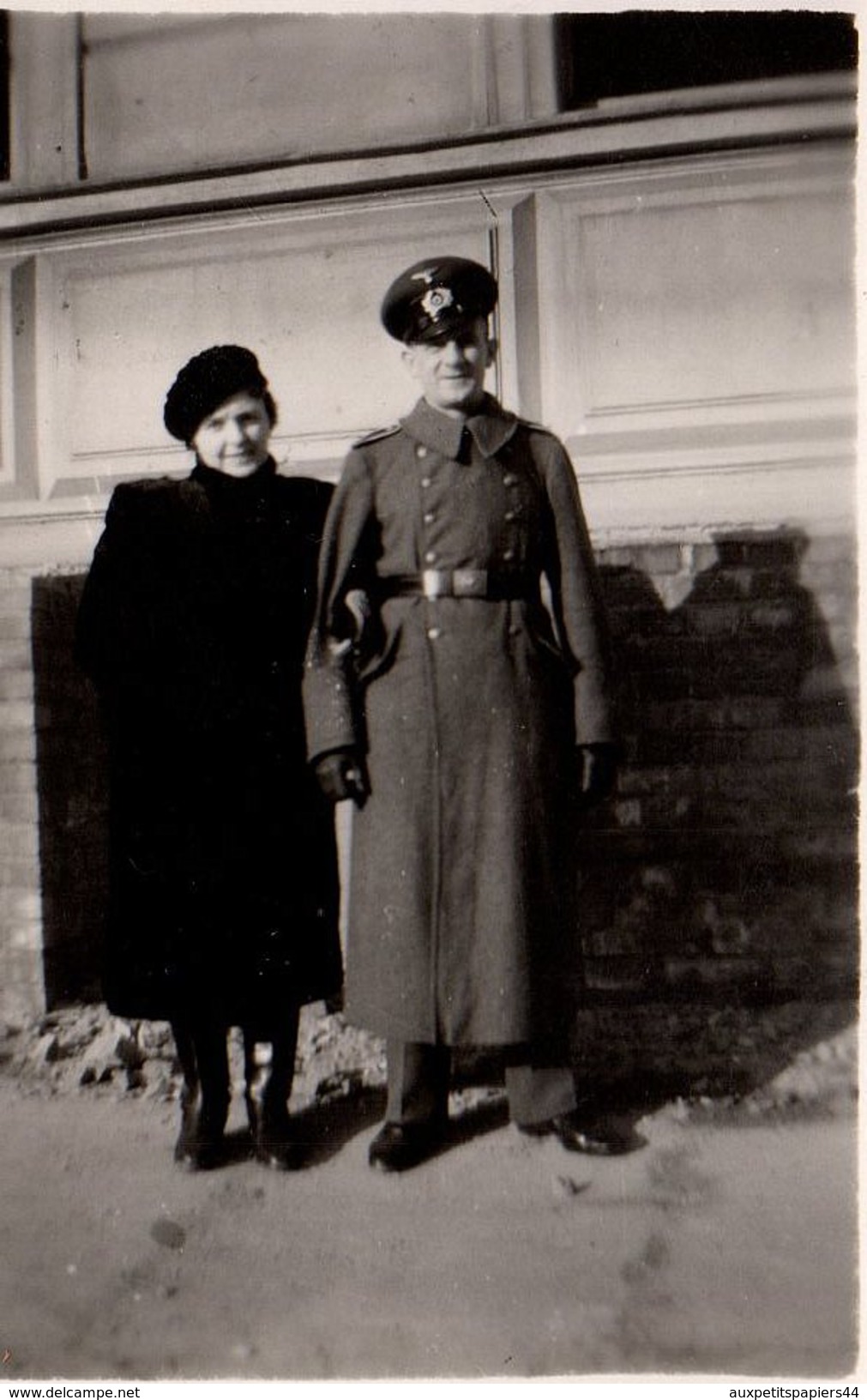 Photo Originale Guerre 1939-45 - Couple Allemand Dont Soldat En Uniforme - Guerre, Militaire