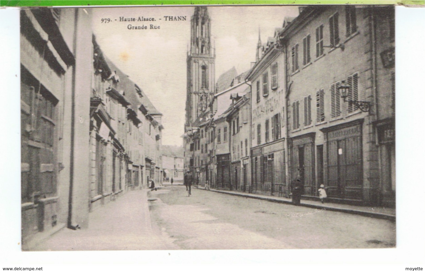 CPA-68--THANN-LA GRANDE RUE-ANIMEE-QUELQUES PERSONNAGES ET MAGASINS- - Thann