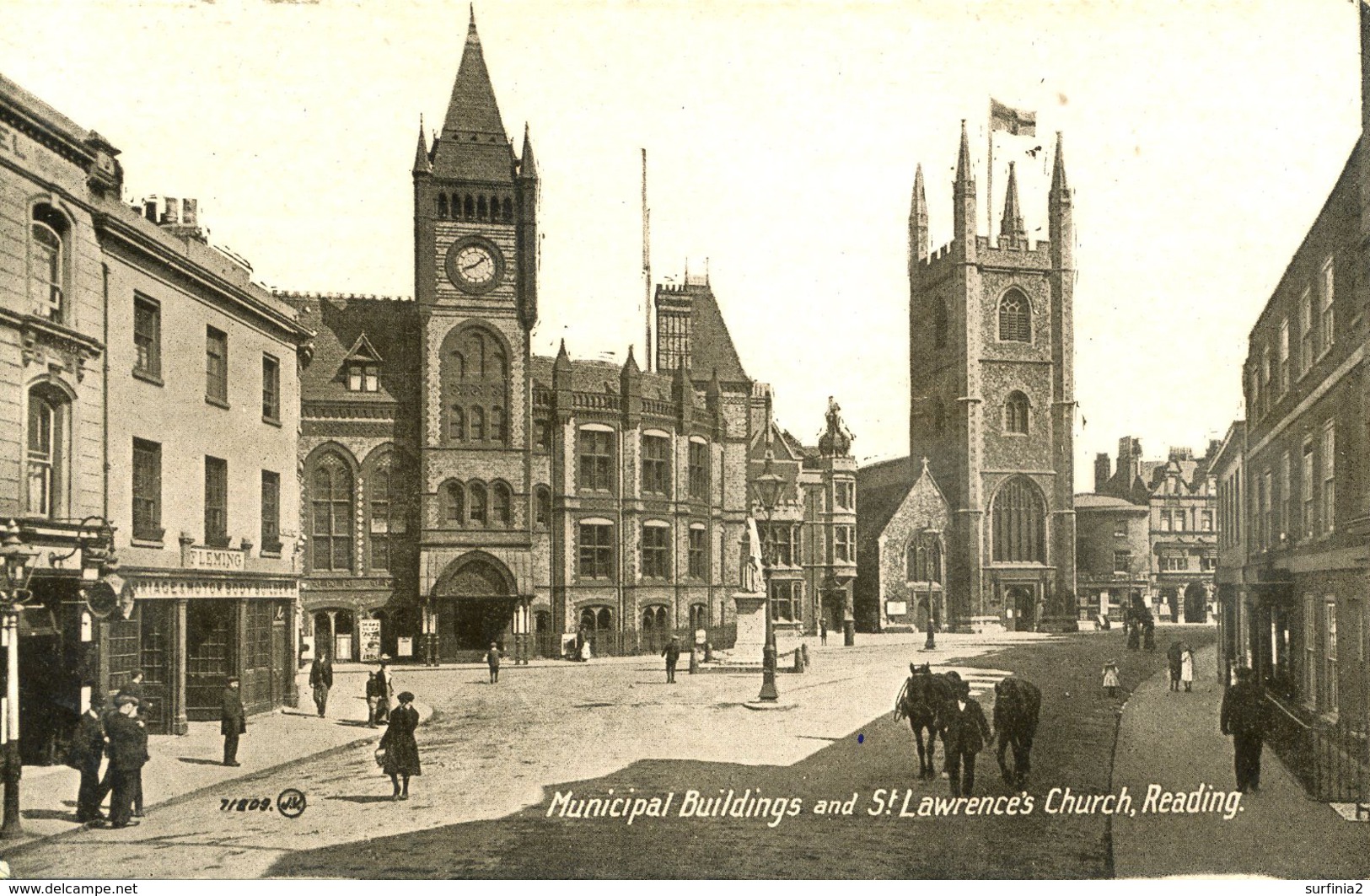 BERKS - READING - MUNICIPAL BUILDINGS AND ST LARENCE'S CHURCH Be267 - Reading