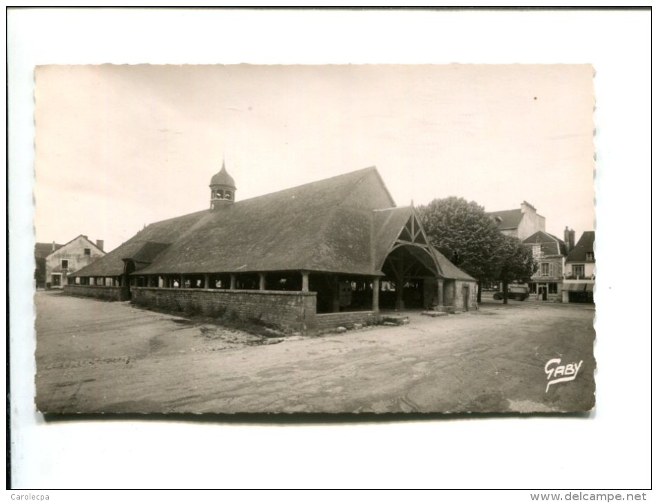 CP - LE FAOUET (56) LES HALLES - Le Faouet