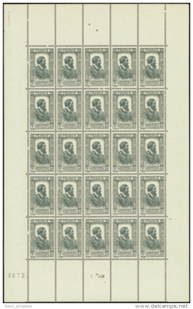 N° 587 /592 Célébrités 6 Valeurs En Feuilles De 25 Timbres Qualité: ** Cote: 375&nbsp; & - Other & Unclassified