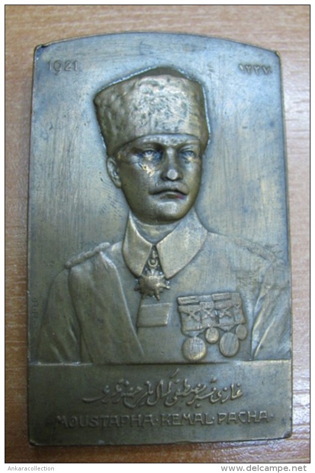 AC - MOUSTAPHA KEMAL PASHA  ATATURK MUSTAFA KEMAL PASA BRONZE PLAKET 1921 - Gewerbliche