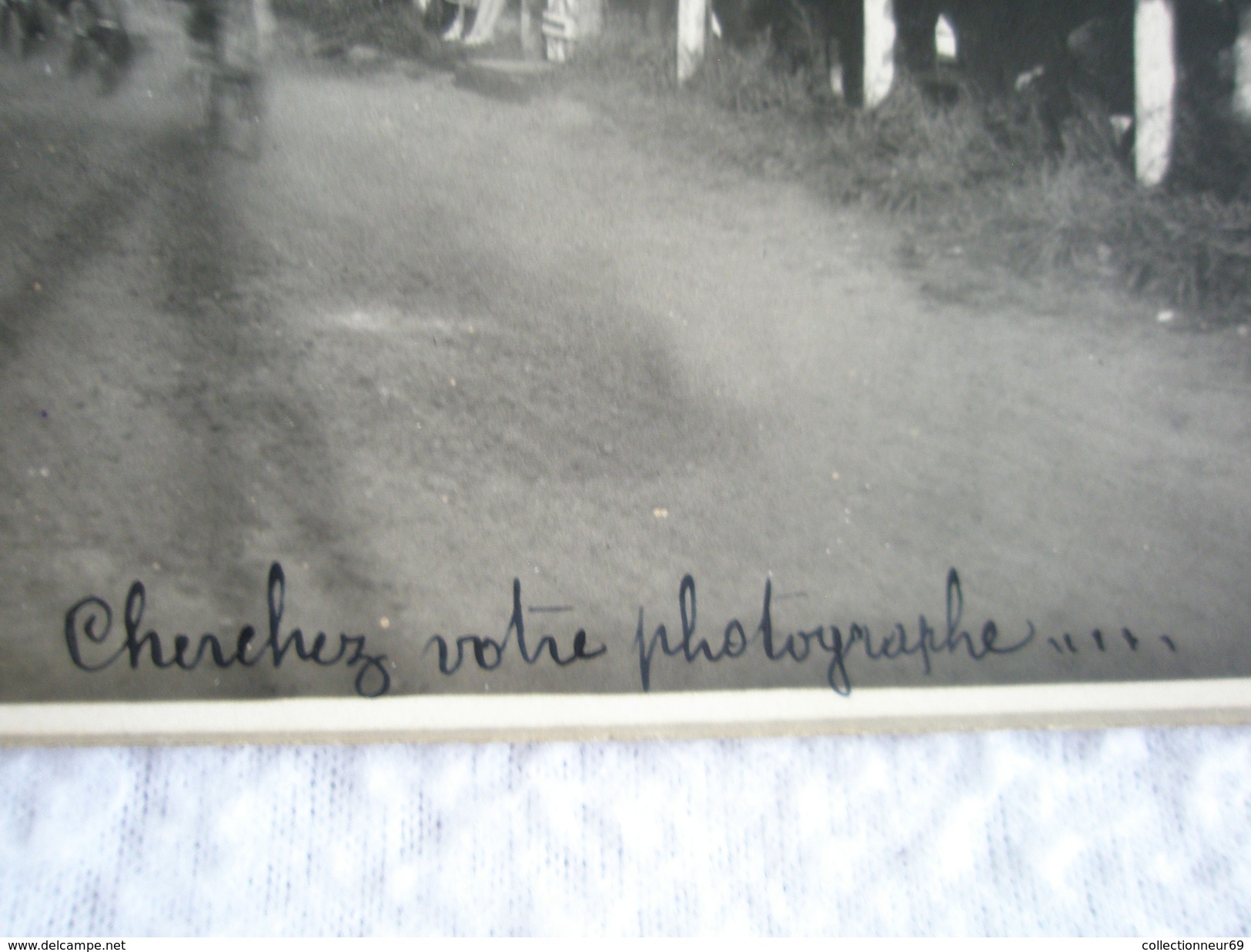 CARTE POSTALE / PHOTO COURSE CYCLISME DE 1928 A SAINT DIE VOSGES / PELOTON DE CYCLISTES - Saint Die