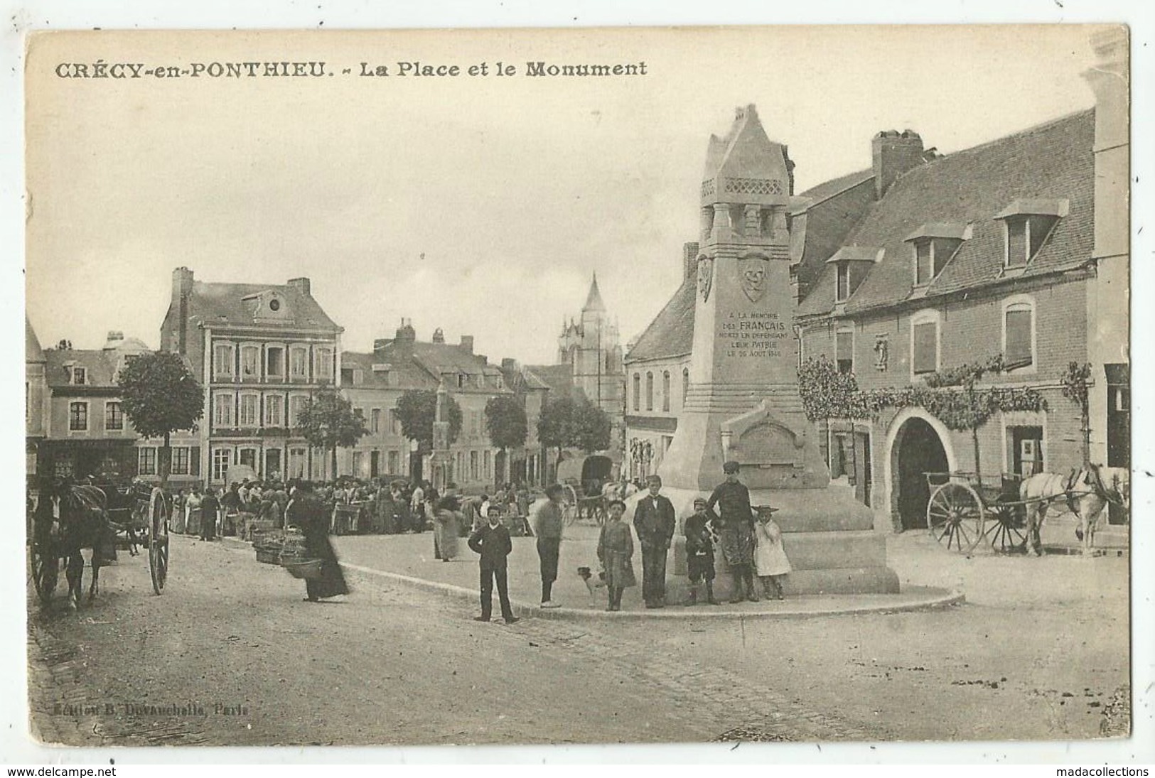 CRECY En PONTHIEU    (80.Somme) La Place Et Le Monument Du Roi De Bohême - Crecy En Ponthieu