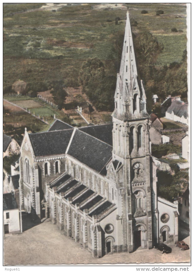 SAINT-JOACHIM - ( Loire Atlantique ) - L'église , Vue Aérienne - Saint-Joachim