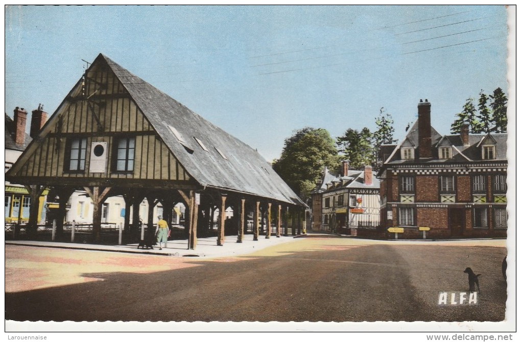 76 - CLERES - Place De La Halle - Clères