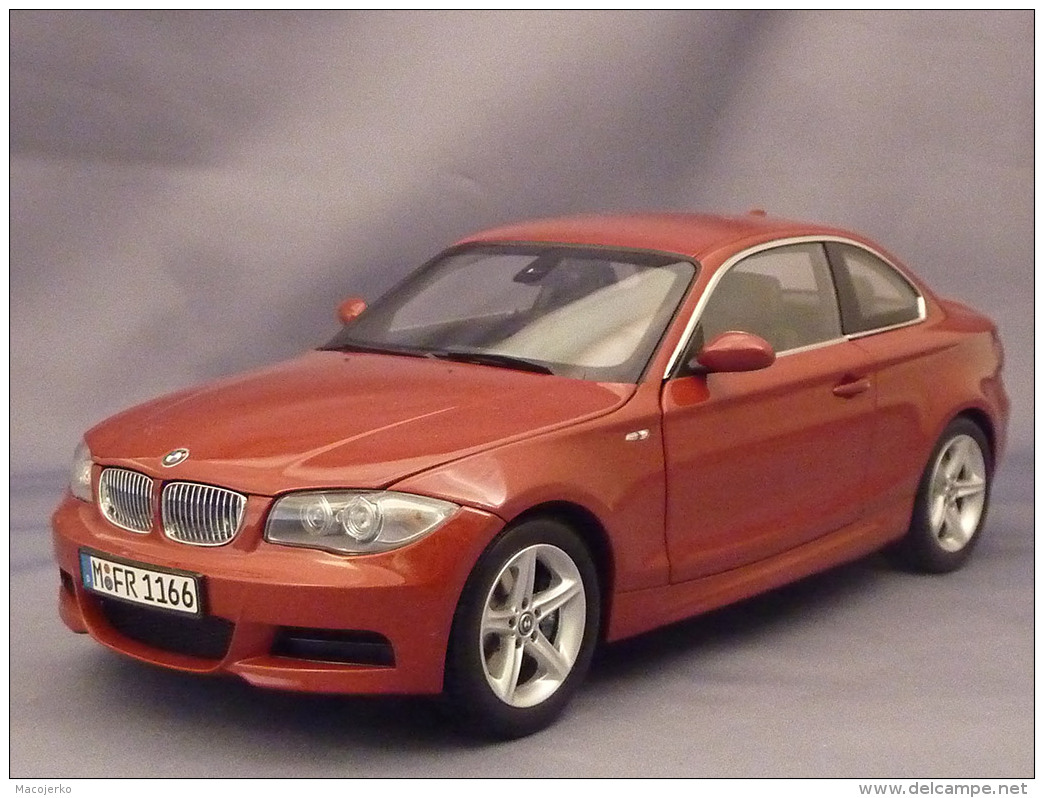 Kyosho 80 43 0 427 064, BMW 1-Series Coupé (E82), 2007, 1:18 - Kyosho