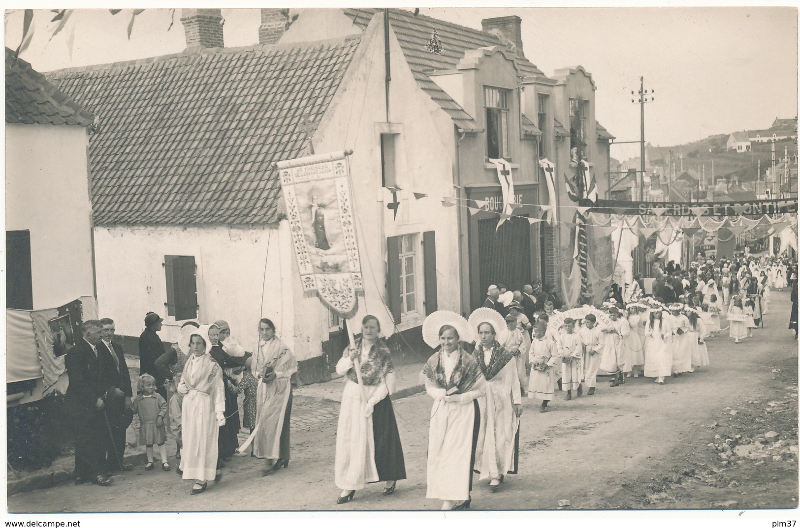 EQUIHEN  ?? - Carte Photo - Procession - Autres & Non Classés