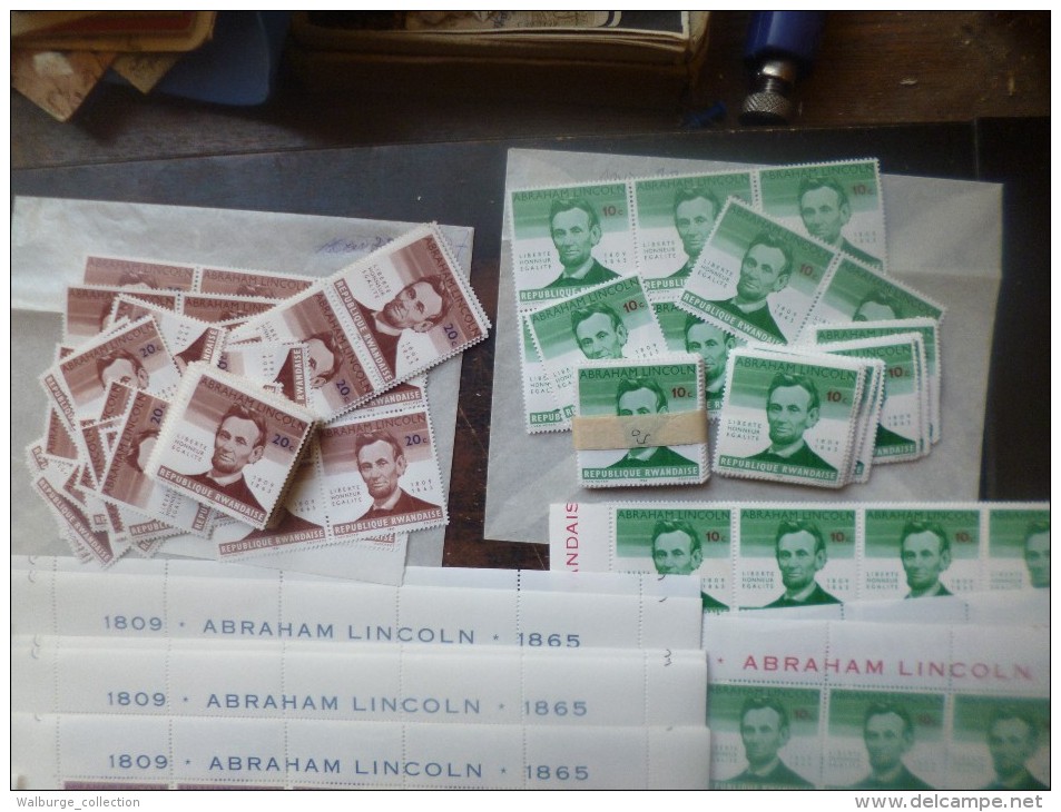 RWANDA 1965 "ABRAHAM LINCOLN"  1700 VALEURS NEUVE XX MAJORITE EN FEUILLES COMPLETES !!! A SAISIR ! - Neufs