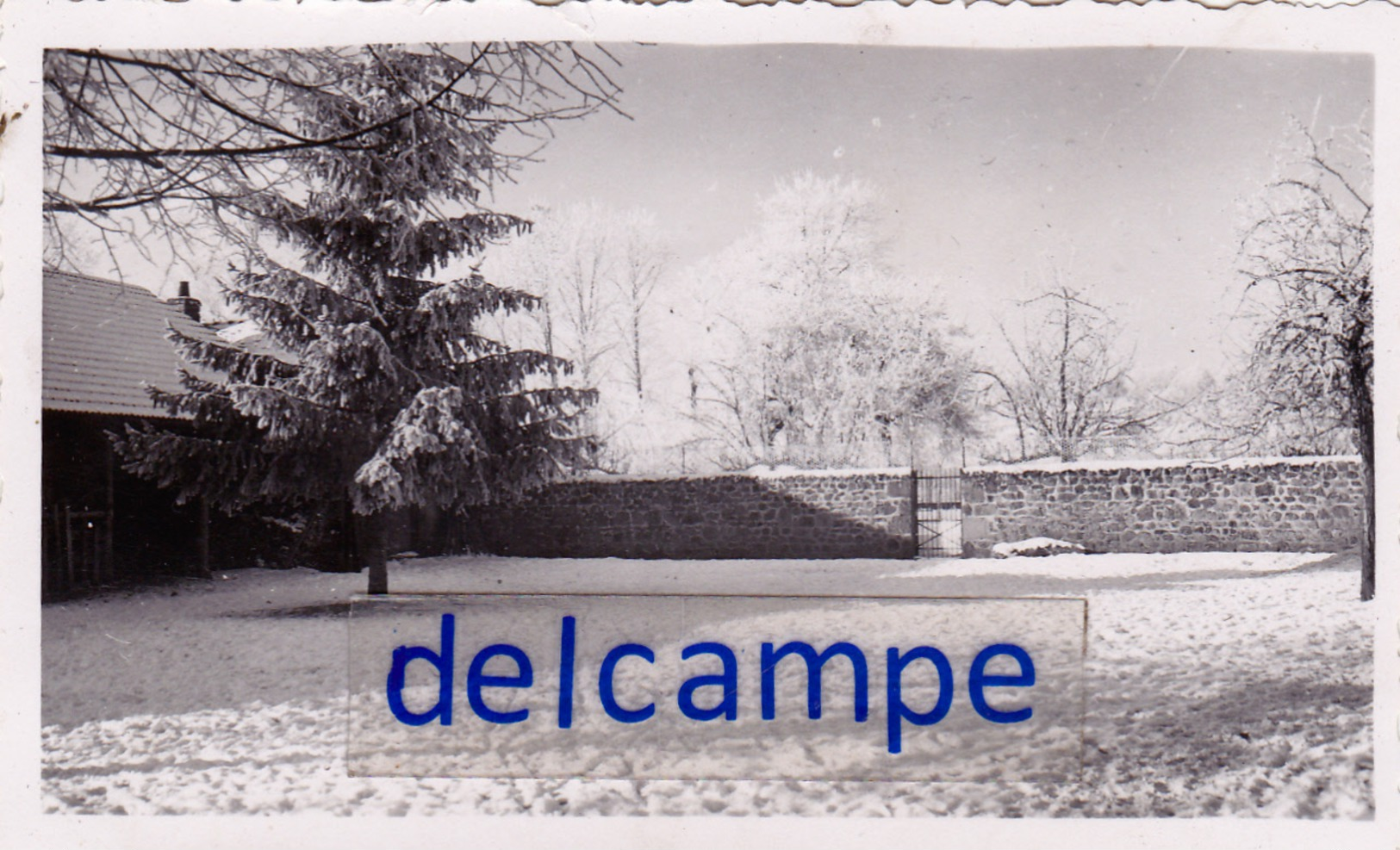 BELLEGARDE En MARCHE 1940 - Photo Originale De La Cour De L'Ecole Des Filles Par Givre ( Creuse ) - Lieux