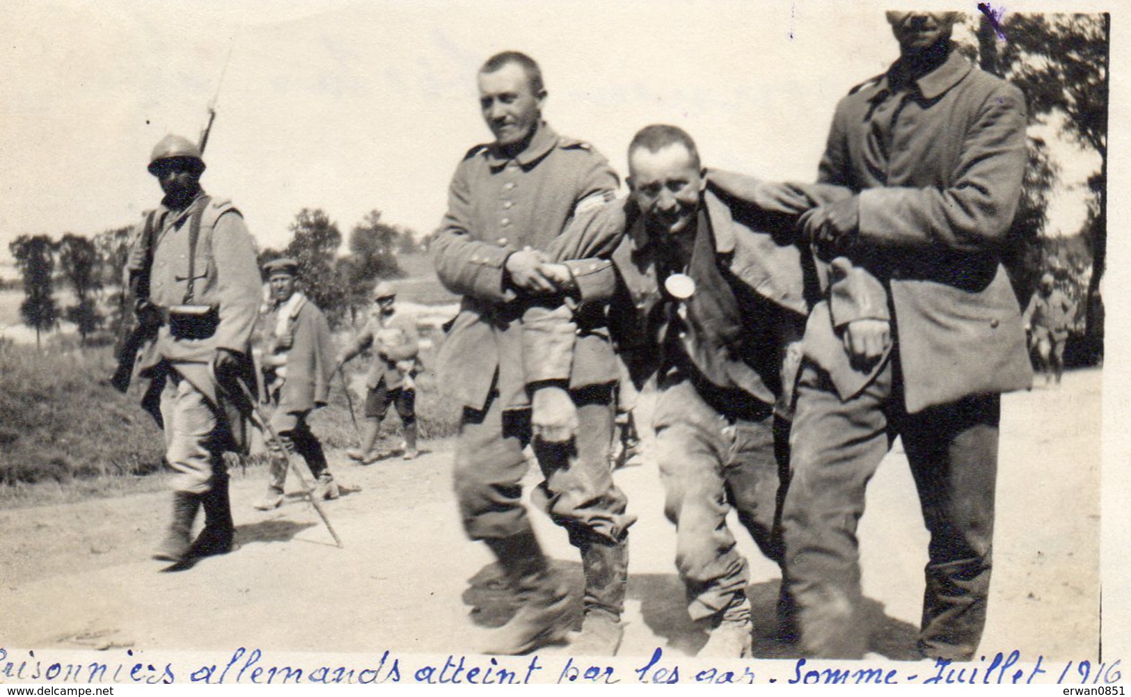 Photo Annotée Prisonniers Allemand Atteint Par Les Gaz Somme Juillet 1916 Photo Faisant (11*6.5cm) - 1914-18