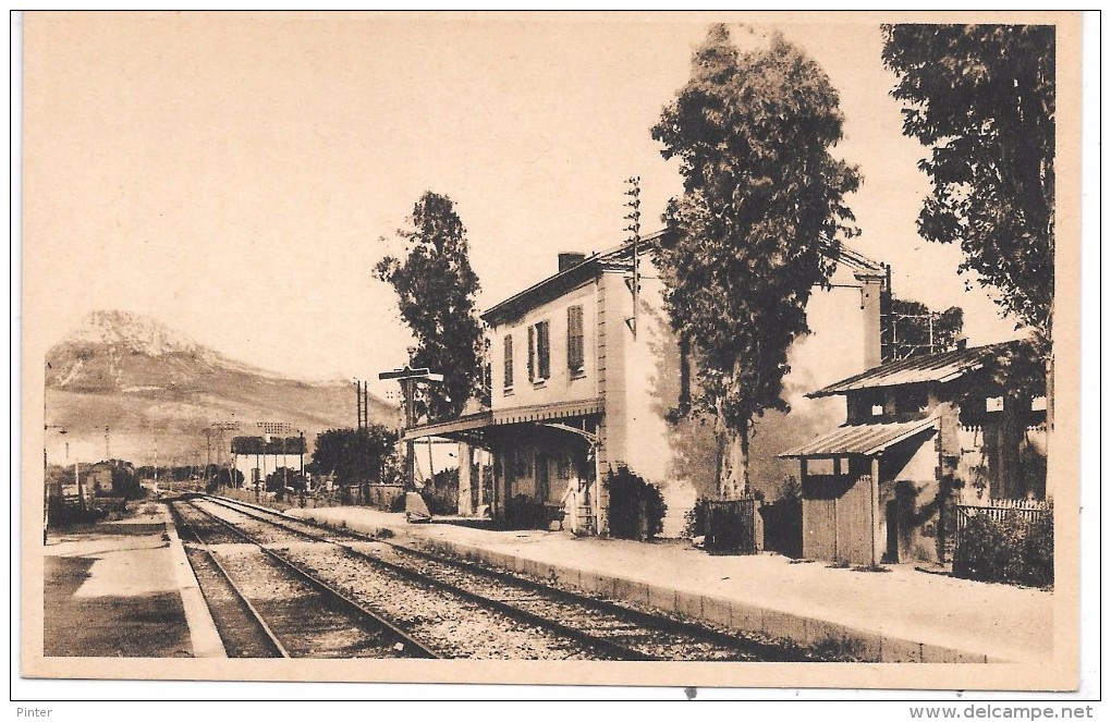 LA CRAU - La Gare - La Crau